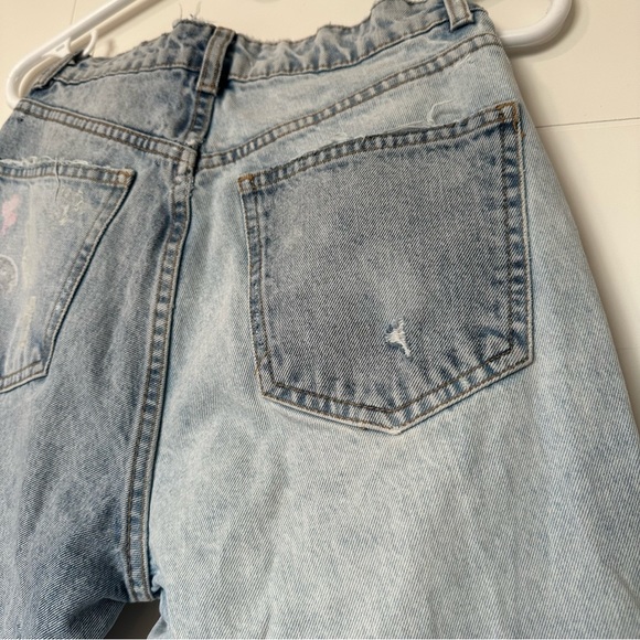 Size 4 Zara distressed jeans - Picture 3 of 11